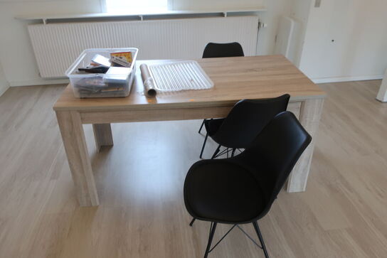 Bord med stole