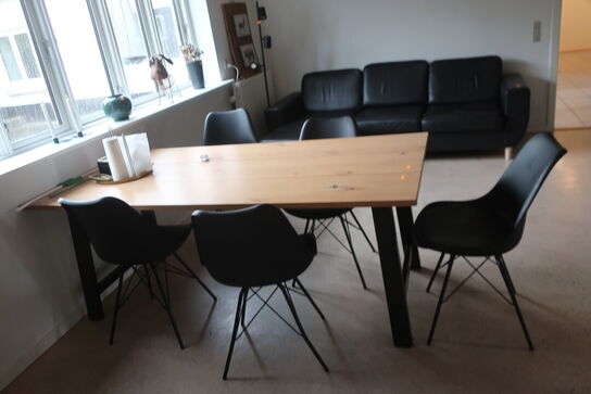 Spisebord 190x90 med stole