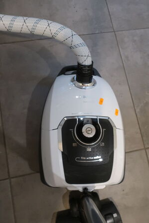 Støvsuger BOSCH Serie 8