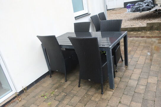 Havebord med stole