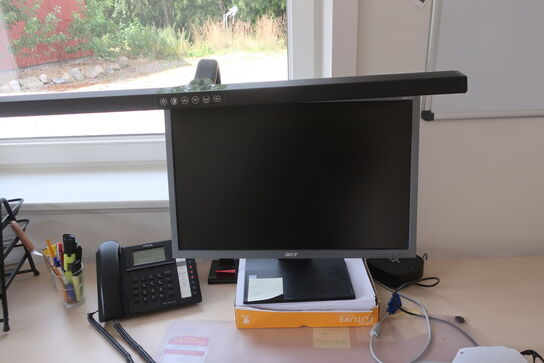 El-hæve/sænkebord 180x90 samt kontorstol, skærm m.m.
