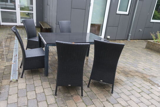 Havebord med stole