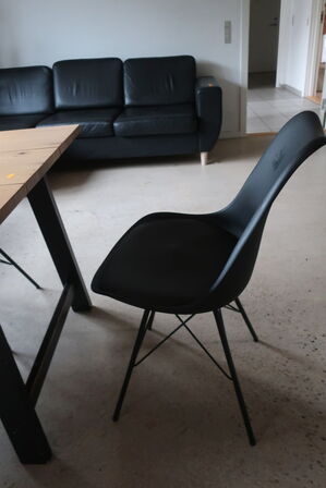 Spisebord 190x90 med stole
