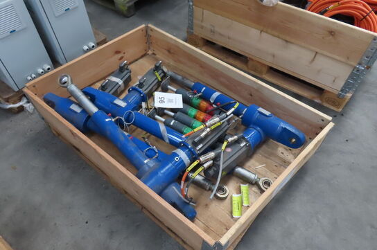 4 stk. Stempler inkl. Motor