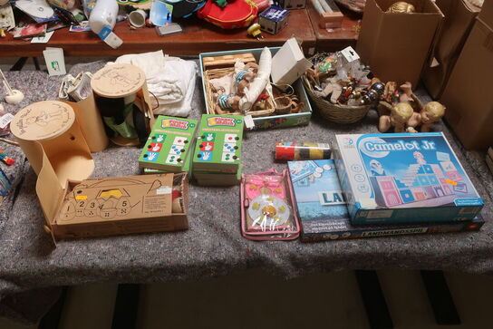 legeting, bamser, julepynt m.m