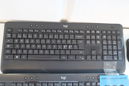 2 stk. Logitech trådløs keyboard & mus 