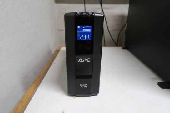 APC Back-UPS Pro 900