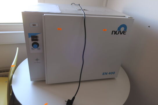 Inkubator NUVO EN400