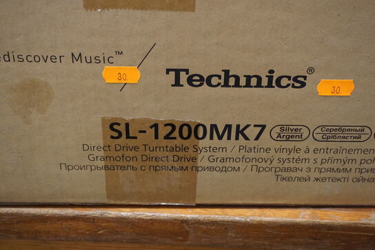 Pladespiller Technics SL-1200MK7