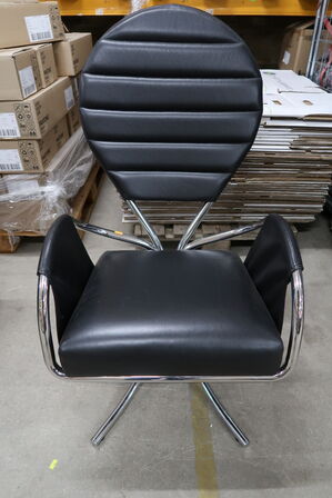 Stol PH105 Pope Chair / Pavestolen 