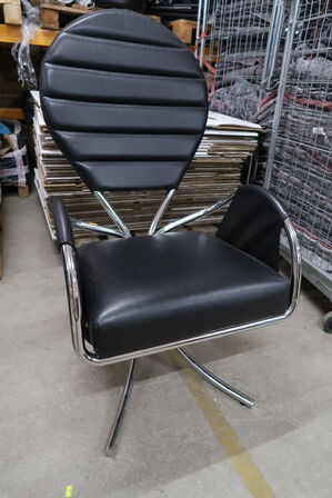 Stol PH105 Pope Chair / Pavestolen 