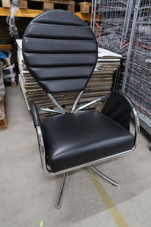 Stol PH105 Pope Chair / Pavestolen 