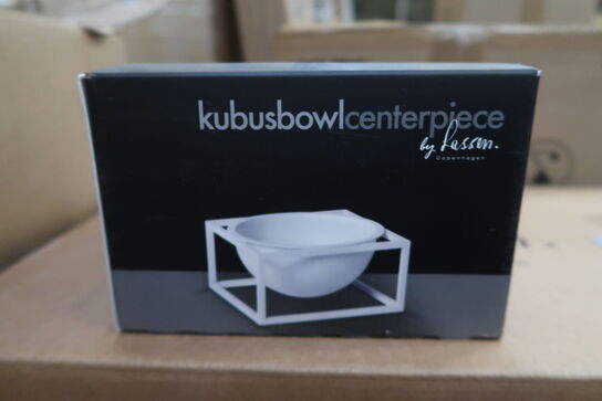 by Lassen - Kubus Bowl Centerpiece small  - Hvid