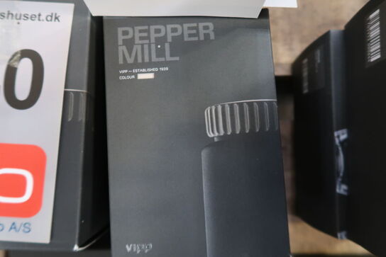 Vipp262 Pepper Mill / Grey