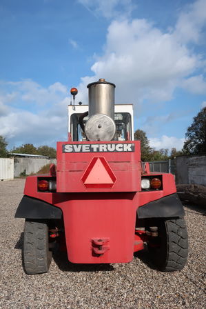 Dieseltruck SVETRUCK 1260-30 12/14 tons