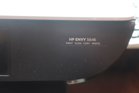 Printer HP ENVY 5646 samt lommeregner CANON