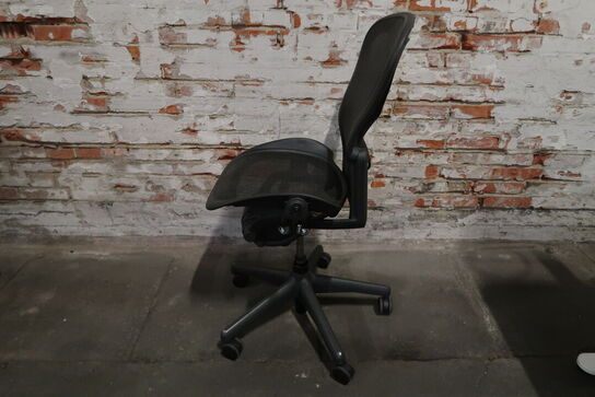 Kontorstol Herman Miller Aeron Chair 