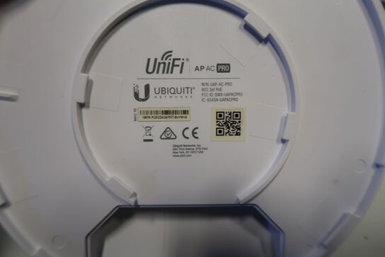 3 stk. Access Point Unifi UAP-AC-Pro