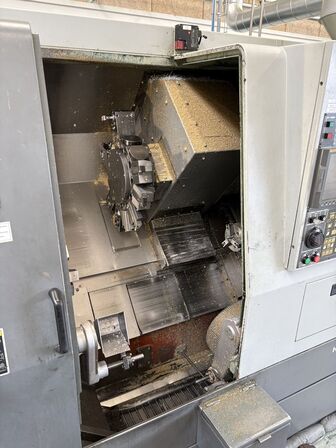 CNC Drejebænk HYUNDAI-KIA MECHANICS SKT 210 SY