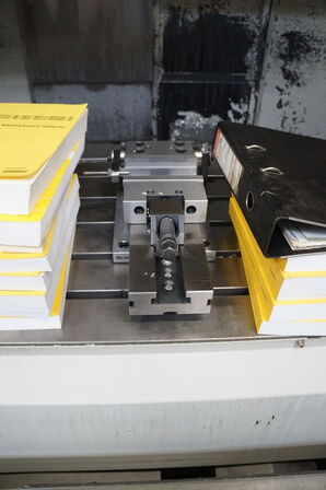 CNC Bearbejdningscenter QUASER MV204 CPL