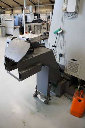 CNC Drejebænk HYUNDAI-KIA MECHANICS SKT 210 SY