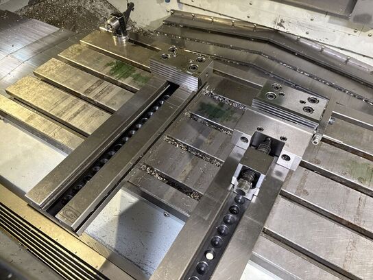 CNC Vertikalt bearbejdningcenter HYUNDAI-KIA MECHANICS VX500