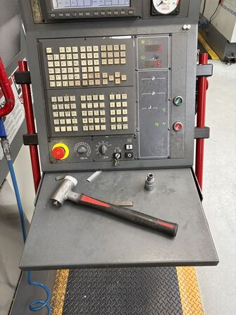 CNC Bearbejdningscenter QUASER MV204 CPL