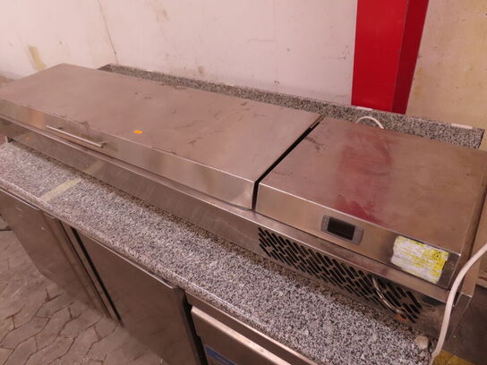 Kølebord med serveringstop