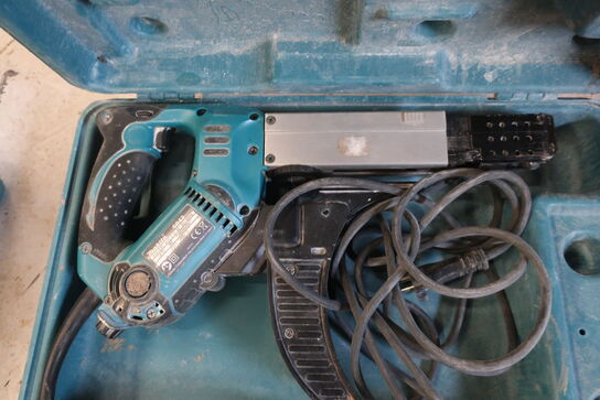 Gipsskruemaskine MAKITA 6843