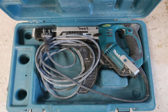 Gipsskruemaskine MAKITA 6843