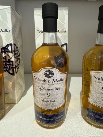 2 fl. Valinch & Mallet single malt scotch whisky 9 års