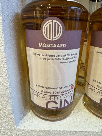 2 fl. Mosgaard Oak aged cask gin