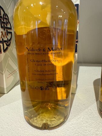 2 fl. Valinch & Mallet single malt scotch whisky 9 års