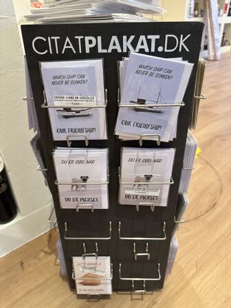 Stativ med Citatplakat kort 