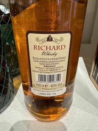 3 fl. Richard whisky 