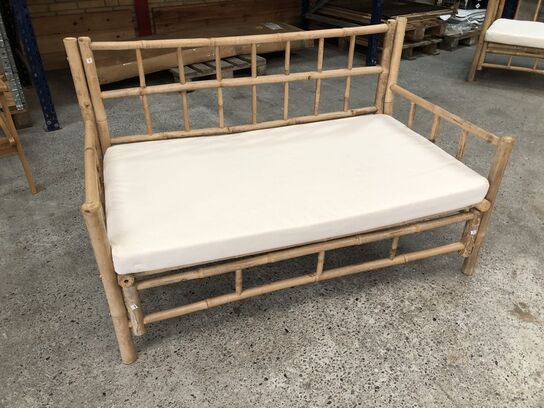 Lima loungesofa med hynde 120x70x80 cm