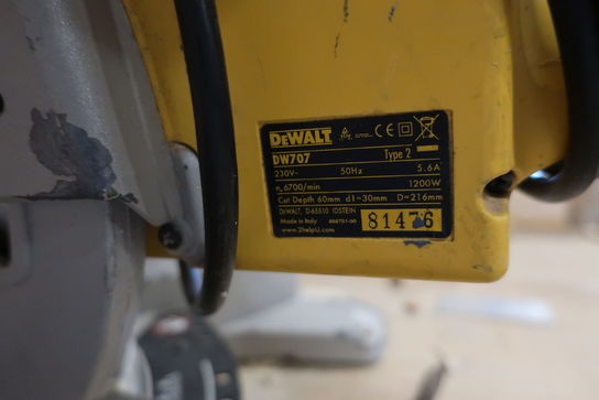 Kap-/geringssav DEWALT DW707