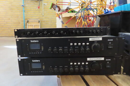 4 stk. Forstærkere SUBZERO ZA 240 samt pre-amp mixer