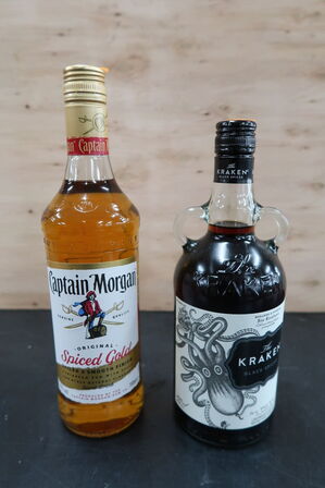 2 fl. Rom THE KRAKEN og CAPTAIN MORGAN, 70cl.