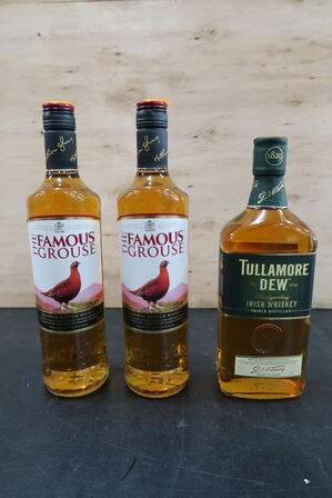 3 fl. Whisky FAMOUS GROUSE og TULLAMORE DEW