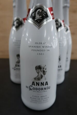 6 fl. Cava ANNA DE CODORNIU Blanc de Blancs Brut, 75cl.