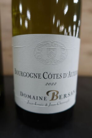 4 fl. Vin HENRI & GILLES BUISSON samt DOMAINE BERSAN, 75cl.