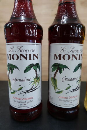 5 fl. Sirup MONIN Grenadine og Mango, 70cl.