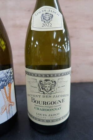 3 fl. Hvidvin LOUIS JADOT Bourgogne Chardonnay samt PIC POUL 2020, 75cl.