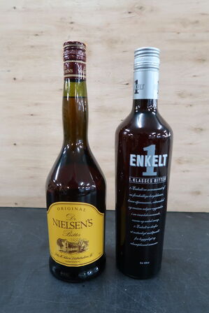 2 fl. Bitter DR. NIELSEN og 1 ENKELT, 70cl.