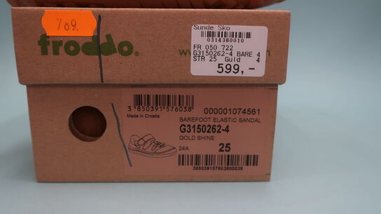 Sko FRODDO - str. 25