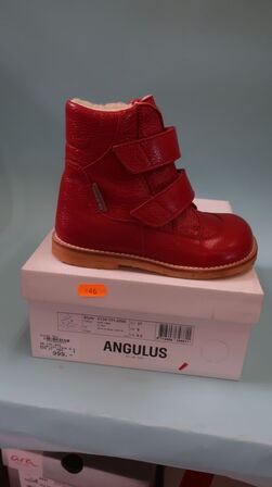 Sko ANGULUS - str. 27