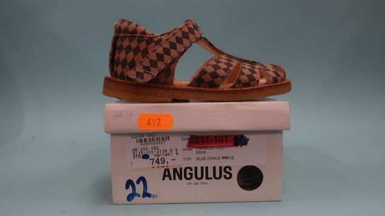 Sko ANGULUS - str. 22
