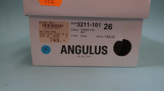 Sko ANGULUS - str. 26