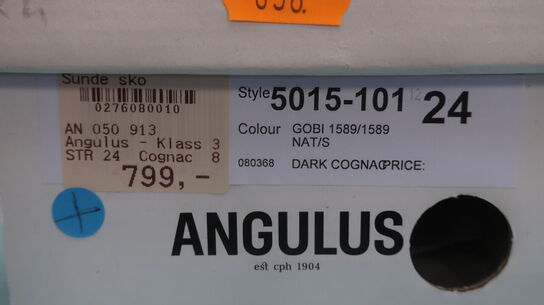 Sko ANGULUS - str. 24
